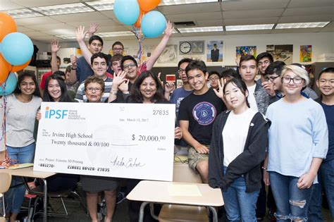 Irvine teachers receive $100,000 in grants for innovative projects