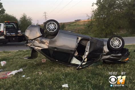 Irving car crash. BENSENVILLE, Ill. (WLS) -- A west suburban crash left a woman dead and a man injured early Friday morning, police said. The two-vehicle crash happened in Bensenville at York and Irving Park roads ... 