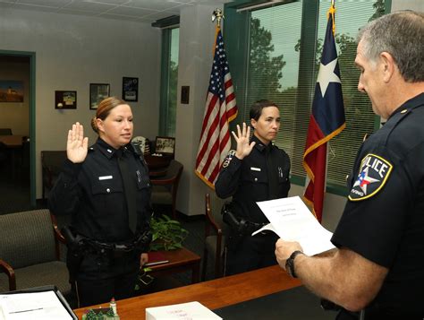 Irving Police Careers. Now is an exciting time to begin a career with the City of Irving Police Department, as the city has experienced explosive growth, and the department will continue to hire new officers in the coming years. This growth will allow new police officers, communication officers, and detention officers the ability to gain .... 