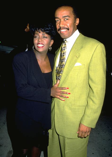 Is Anita Baker still married to her husband? [Facts!]