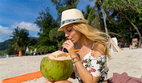 Is Coconut Water Good For You? - Pritikin Weight Loss Resort