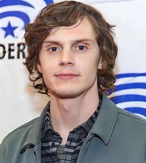 Is Evan Peters Gay