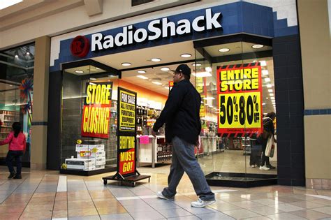 Is RadioShack Still In Business? - The Hustler