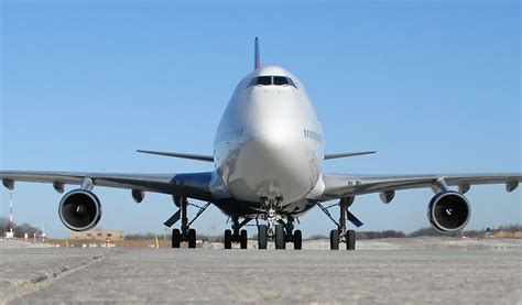 Is a 2 engine 747 possible
