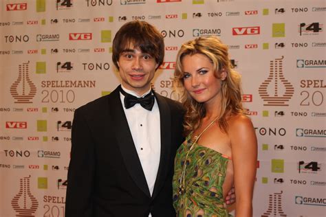 Is alexander rybak married