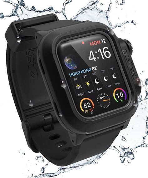 Is apple watch se waterproof. Design. The Apple Watch SE looks exactly the same as the Apple Watch Series 5 and Series 6.It has a 1.78-inch Retina screen under Ion-X strengthened glass with a 326 pixel-per-inch density. 