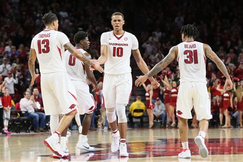 The Official Athletic Site of the Arkansas Razorbacks Men's Basketball. The most comprehensive coverage on the web with highlights, scores, game summaries, schedule and rosters.. 