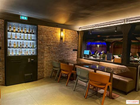 Is bar 404 a speakeasy