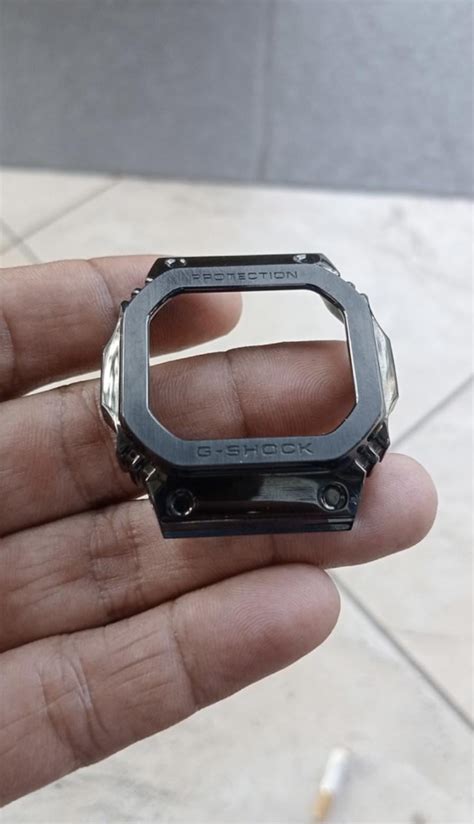 Is this the thicc bezel? legit cannot tell Reply [deleted] • Additional comment actions. no this is a correct size bezel, its a new batch. as far as i know the 39mm do have a thicc bezel. ReplyWeb