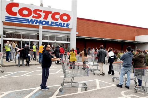 Is costco business center open on memorial day. What are Costco’s holiday closures? Our U.S. warehouses are closed the following days: New Year’s Day. Easter Sunday. Memorial Day. Independence Day. Labor Day. Thanksgiving Day. 