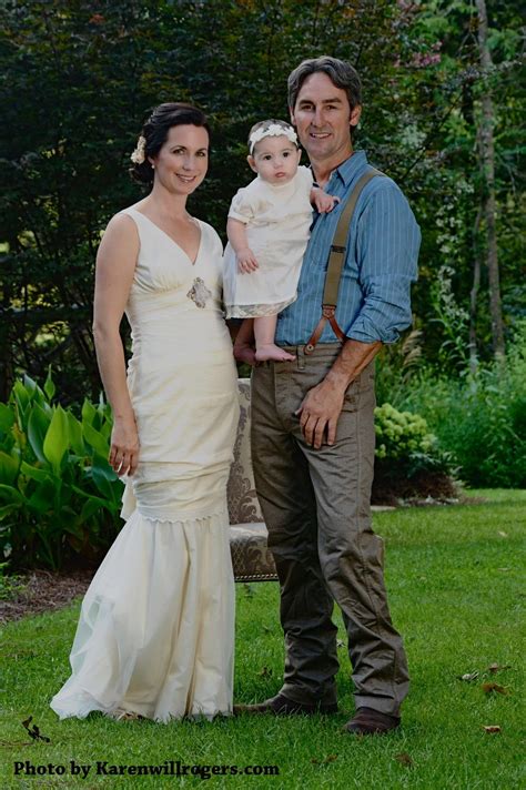 Is danielle of american pickers married. AMERICAN Pickers star Danielle Colby has posted a new pic of her groom-to-be.The History Channel personality took to her Instagram Stories to give a g. Jump directly to the content. ... Next year we’re getting married." Danielle recalled the outing and responded with her own caption: "I didn’t know it was a date when I agreed to go but it ... 
