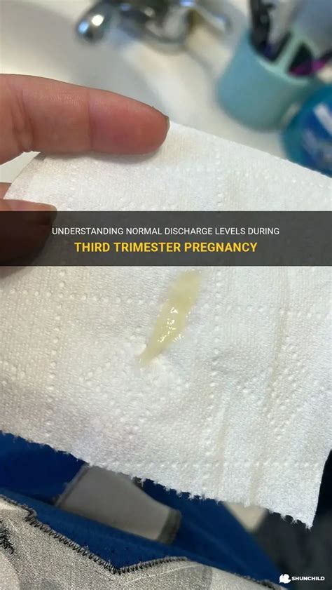 Is discharge normal in third trimester