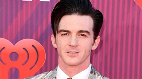 Is drake bell gay
