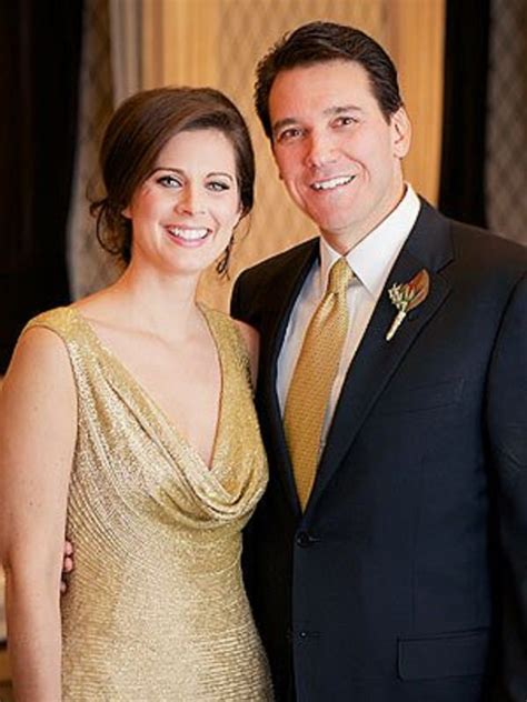 Is erin burnett divorced. Erin Burnett is officially off the market. The CNN anchor, 36, wore a red dress to marry David Rubulotta , 42, a managing director at Citigroup, on Friday at City Hall in New York City, her ... 