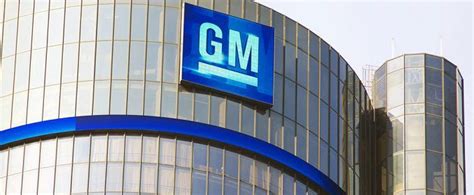 Shares in General Motors ( GM 0.28%) were down by more than 5% by midday. The moves coincide with a broad-based sell-off in the automaker sector, driven by a disappointing earnings report from ...