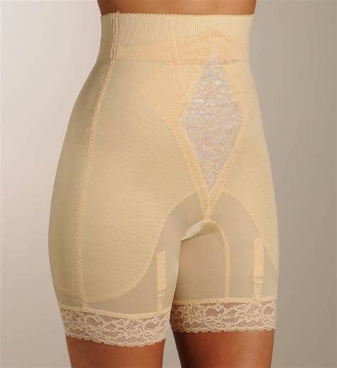 Is it okay to wear a girdle? - yourfasttip.com