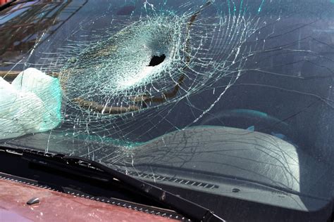 Is it safe to drive with a cracked windshield. Windshields may not have cloudiness which extends more than one inch from sides, four inches from top edge, and three inches from bottom edge. Crack, chip or other damage larger than one inch is permitted only if within six inches from any edge. Utah laws also prohibit driving with impaired or obstructed view of the road. 