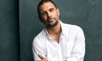 Is jeremy sisto deaf