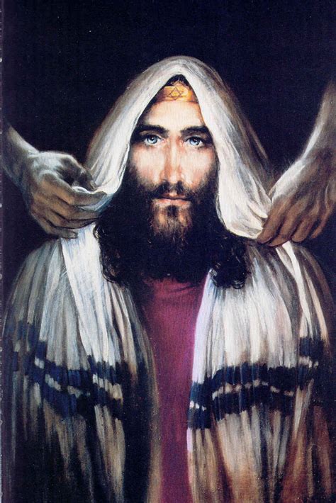 Is jesus a jew. Dec 24, 2015 · By Joan Taylor. King's College London. Everyone knows what Jesus looks like. He is the most painted figure in all of Western art, recognised everywhere as having long hair and a beard, a long robe ... 