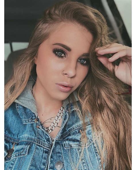 The 23-year-old self-described “artist” and “influencer” with over 5 million “likes” on Tik-Tok and her own apparel line has folks fearing for the future of humanity as a clip from her new song “Southern” has gone super viral on social media recently. The simple truth is the shitty musical stylings of someone like Katie Noel .... 