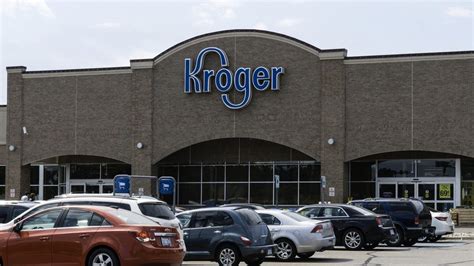 Is kroger open on labor day 2023. Are you in search of a Kroger store near your location? Look no further. This comprehensive guide will provide you with all the information you need to find the closest Kroger stor... 
