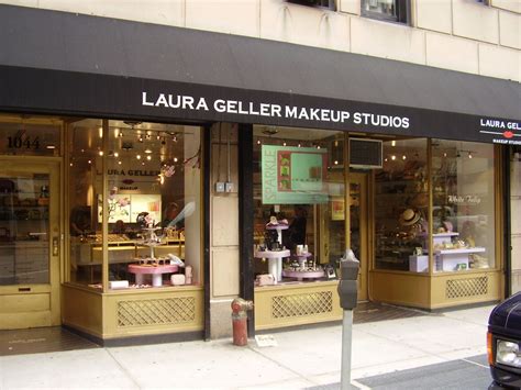 Laura Geller New York Premium Makeup in Premium Beauty (64) Price when purchased online Laura Geller Line-N-Define Dual Dimensional Liquid Eyeliner, Black, 0.087 Oz