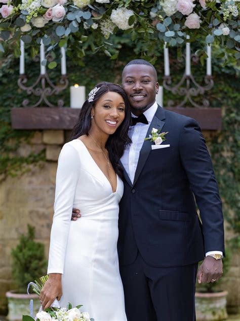 Is maria taylor still married to rodney blackstock. Maria got married to Rodney Blackstock in 2019. He is known as a former college basketball player. The two met for the first time in 2014 while watching the Charlotte Hornets play. They exchanged phone numbers and began messaging often. None of them realized they were falling in love. 
