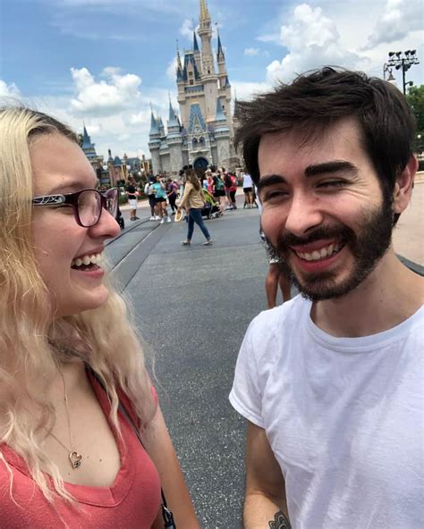 Is moistcritikal married. Overview of moistcr1tikal activities, statistics, played games and past streams. 