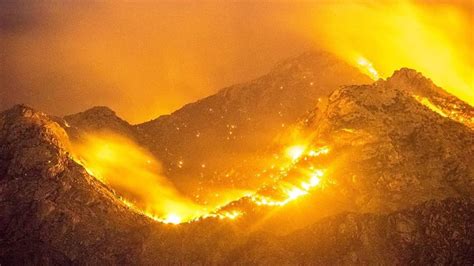 Is mount lemmon on fire. The Mt. Lemmon Fire Station and control road jut out from a U-shaped turn of Mt. Lemmon Highway at upper left. Stan Kartchner ©2020 Bighorn Fire in the Santa Catalina Mountains, 2020. 