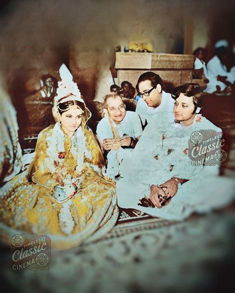 Is moushumi chatterjee married