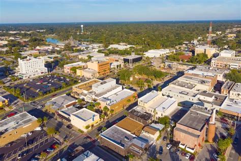 Is ocala a safe place to live. Spring and fall usher in a multitude of festivals where residents and visitors can enjoy moderate temperatures. Hurricane season is usually quiet. The area’s central location … 