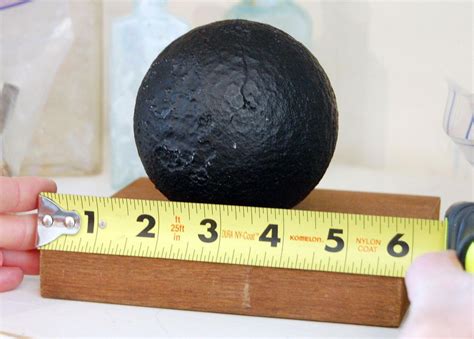 Is old cannonball a curiosity or dangerous explosive?