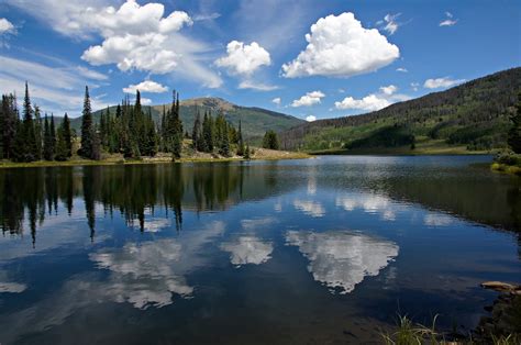 Pearl Lake is a shallow, medium-sized lake located south of