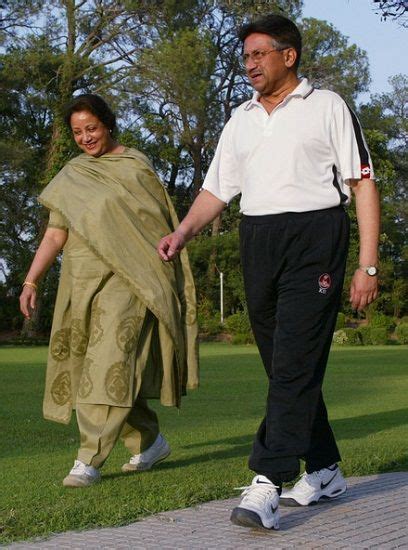 Is pervez musharraf married