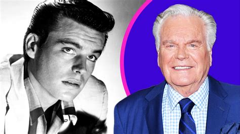 Is robert wagner still alive