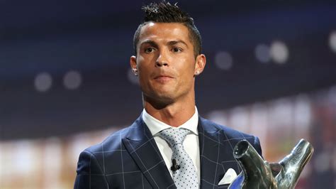 Is ronaldo retiring. Madrid, Nov 22 (IANS) Real Madrid striker Cristiano Ronaldo is “living a dream” at the Spanish club and sees himself retiring in front of the fans at Santiago Bernabeu.. Ronaldo has been in ... 