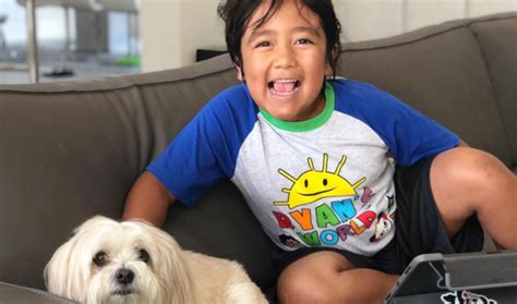 Shion Kaji's age is 36. Father of YouTube sensation RyanToysReview who has been seen in his son's YouTube channels Ryan's World and Ryan's Family Review. The 36-year-old youtuber was born in Tokyo, Japan. His son was just 4 years old when he first appeared on YouTube in 2010. He attended Texas Tech University .. 