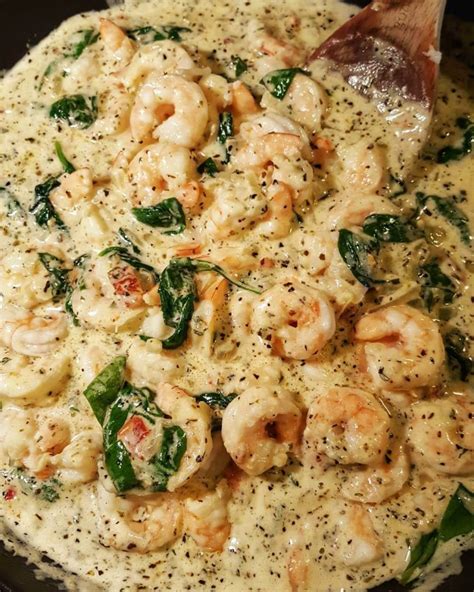 Is shrimp keto friendly. Cooking instructions. Heat the oil and butter in a large 10.5″ or larger skillet over medium-high heat. Add the chicken to the skillet and brown for 3-4 minutes per side. Add the mushrooms to the skillet along with the broccoli. Cook for about 5-7 minutes until softened. 