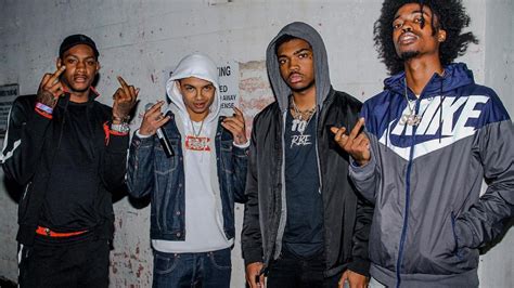 Whole lotta gang shit going on in this motherfucka. SOB x RBE shit. Shout out my nigga Zaytoven. [Verse 1: Yhung T.O.] And I still remember days when I was doing bad. Lil' bro just dropped the .... 