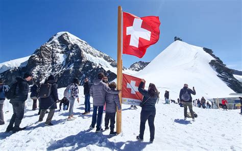 Is there snow on the ground in Switzerland in summer as well?