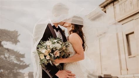 Is tj ott married. In reference to the apostle Paul, he was not married during his years of travel and ministry, but many believe he was a widower. Paul offers marital advice that is very romantic an... 