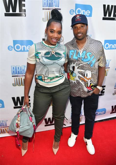 Is yandy still married to mendeecees. Let's know in detail about the married life of Mendeecees and Yandy Smith. Let's zoom on. ... He was given a $600,000 bond for his initial charges of 2012 but is still dealing with court proceedings. Democrat & Chronicle reported that as part of Harris’ $600,000 bail agreement, anytime he is on Love & Hip Hop or does a paid public appearance ... 