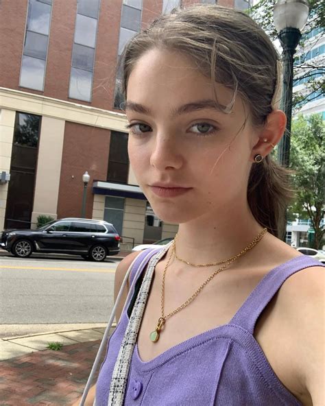 Isabella Myers Instagram Xinyang