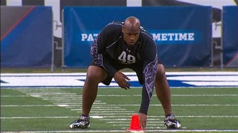 The 40-yard dash is an electronic-timed sprint covering 40 yards. It is run to evaluate the speed and acceleration of football players by teams at the NFL Scouting Combine. While WRs, RBs and DBs .... 