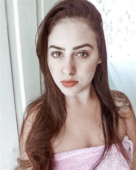 Isinha Leaks [CLIP] 💦 49 Videos