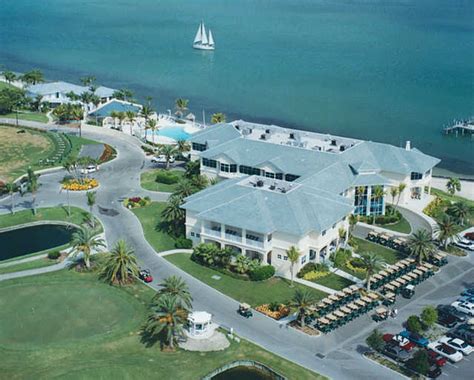Isla del sol yacht & country club. Resort in Saint Petersburg, FL 