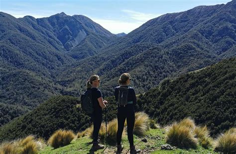 Island Hills Station Walking Track The Pools Hanmer Springs …