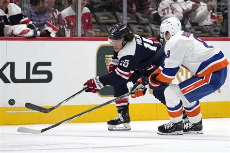 Islanders end the Capitals’ winning streak at 3 with a 3-0 shutout