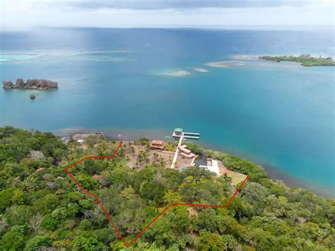 Islands for Sale in Honduras & Roatán - 7th Heaven Properties