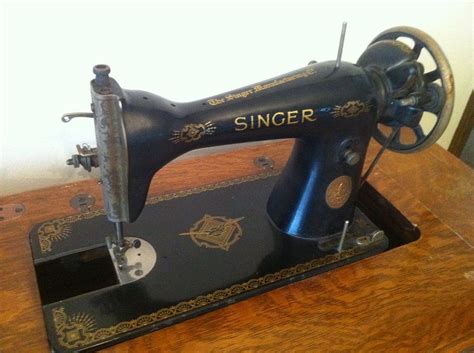 Singer28/27k Sewing Machine Accessories/attachment for Vibrating Shuttle  Singer Family Vintage Sewing Machines -  UK